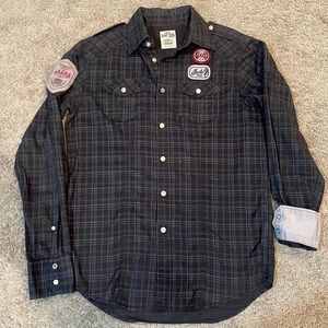 Beautiful Stylish Unique Jachs Button Up Shirt with Decorative Soft Felt Patches